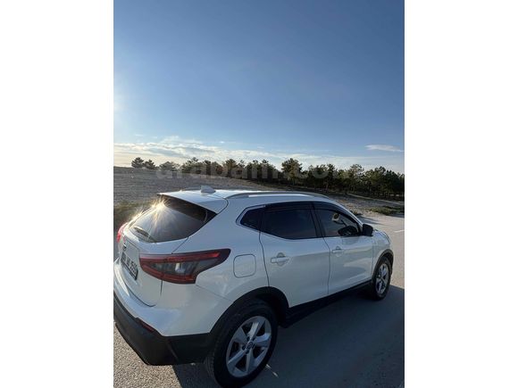 Sahibinden Nissan Qashqai 1.6 dCi Sky Pack 2017 Model 
