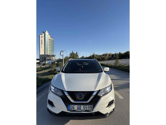 Sahibinden Nissan Qashqai 1.6 dCi Sky Pack 2017 Model 