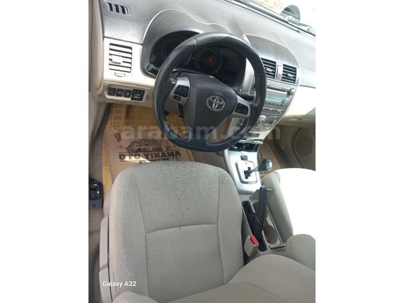 Toyota Corolla 1.4 D-4D Elegant 2011 Model Yeni Muayeneli