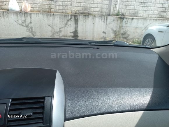 Toyota Corolla 1.4 D-4D Elegant 2011 Model Yeni Muayeneli