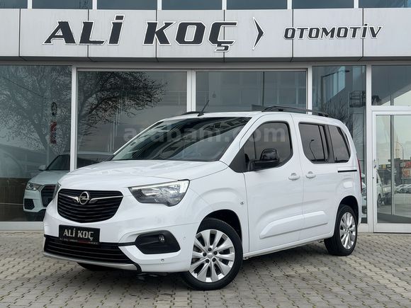 2022 BOYASIZ OPEL COMBO 1.5 D ULTIMATE AT8 OTOMATİK+CAMTAVAN