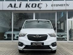 2022 BOYASIZ OPEL COMBO 1.5 D ULTIMATE AT8 OTOMATİK+CAMTAVAN