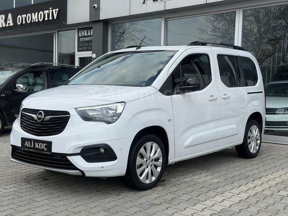 2022 BOYASIZ OPEL COMBO 1.5 D ULTIMATE AT8 OTOMATİK+CAMTAVAN
