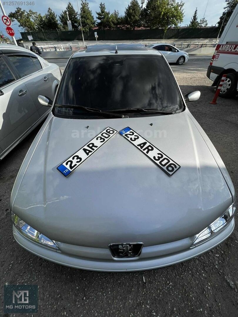 Galeriden Peugeot 306 2.0 S 16 1998 Model Elazığ 167.000 km Gri 1