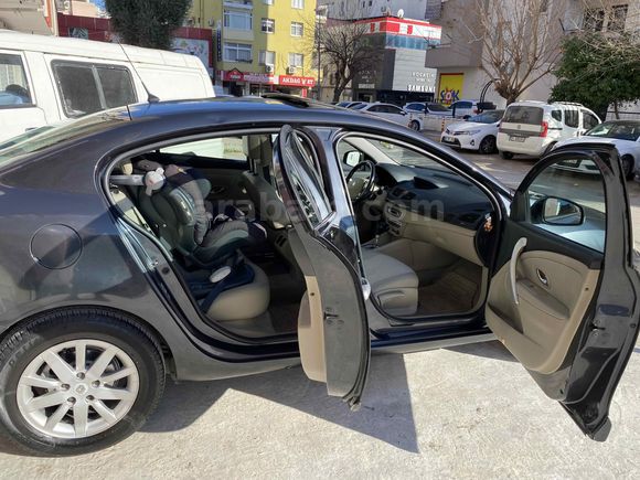 Sahibinden Temiz Orjinal Aile Aracı 