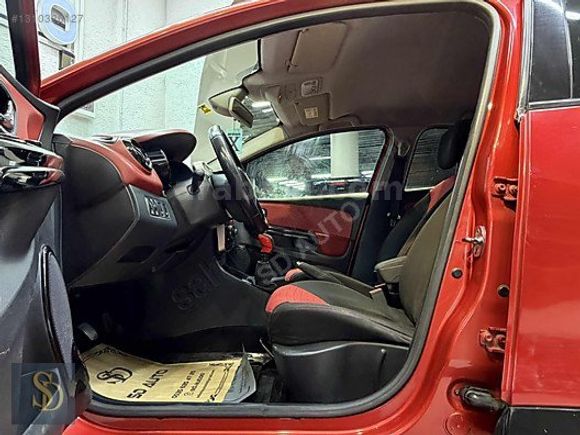 SD AUTO'DAN DİZEL MANUEL İCON LANSMAN RENK TESLA EKRAN AİLE ARAC