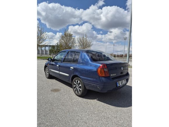 Sahibinden Renault Clio 1.4 RN 2000 Model