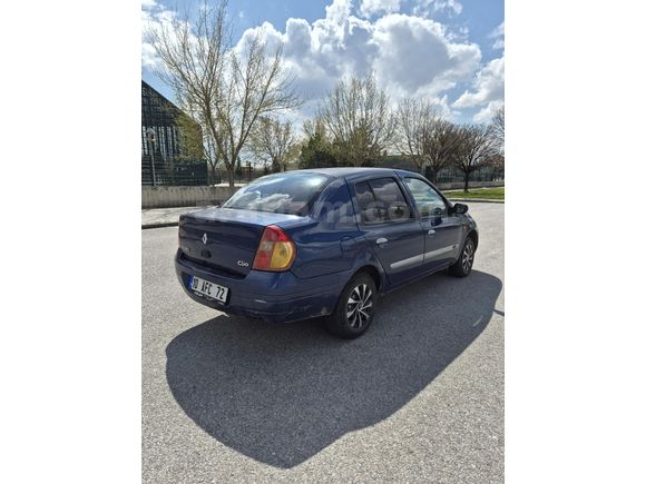 Sahibinden Renault Clio 1.4 RN 2000 Model