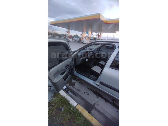 Sahibinden Renault Clio 1.4 Authentique 2004 Model