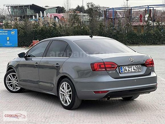 2014 DİZEL OTOMATİK HİGHLİNE PAKET BAKIMLI AİLE ARACI JETTA