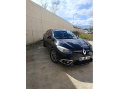 Sahibinden Boyasız Değişensiz  Renault Fluence 1.5 dCi Icon 2014 Model  180.000 km Siyah