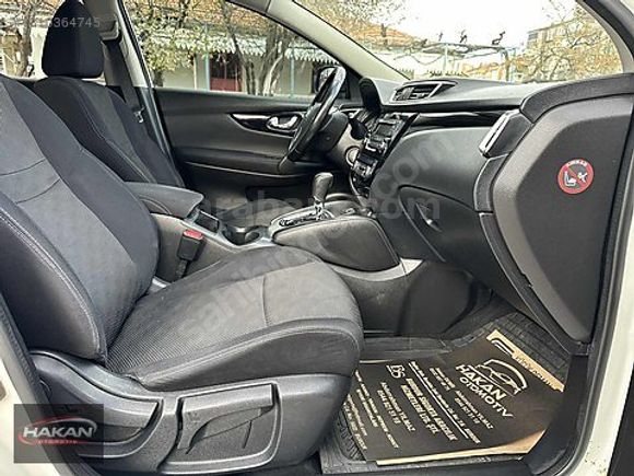 NİSSAN QASHQAİ 1.2 DİG-T SKY PACK CAM TAVANLI 171.000 KM