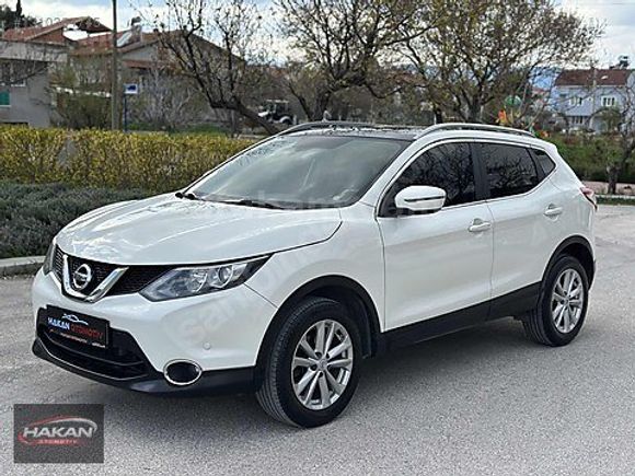 NİSSAN QASHQAİ 1.2 DİG-T SKY PACK CAM TAVANLI 171.000 KM