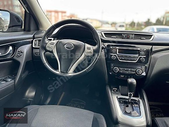 NİSSAN QASHQAİ 1.2 DİG-T SKY PACK CAM TAVANLI 171.000 KM