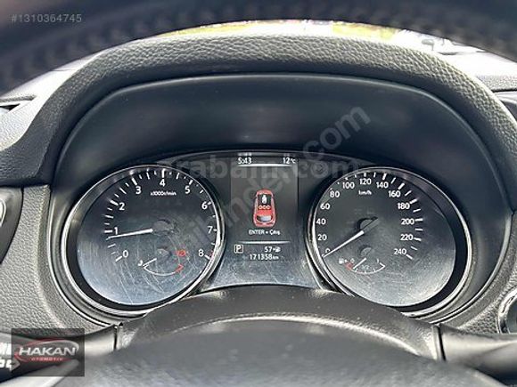 NİSSAN QASHQAİ 1.2 DİG-T SKY PACK CAM TAVANLI 171.000 KM