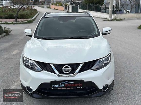 NİSSAN QASHQAİ 1.2 DİG-T SKY PACK CAM TAVANLI 171.000 KM