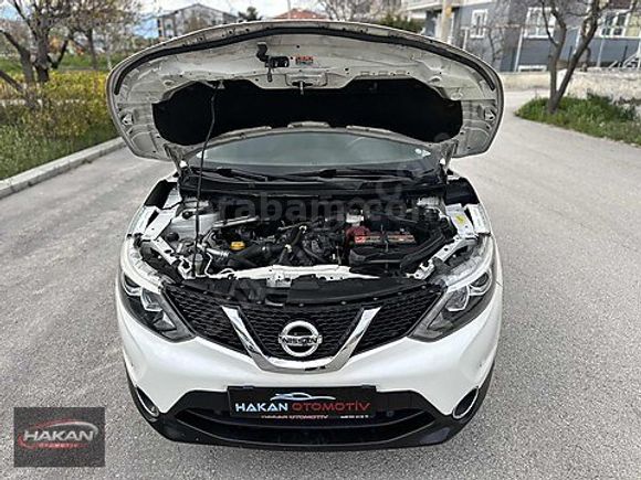 NİSSAN QASHQAİ 1.2 DİG-T SKY PACK CAM TAVANLI 171.000 KM