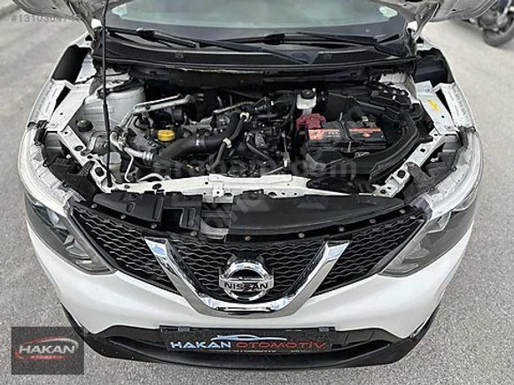 NİSSAN QASHQAİ 1.2 DİG-T SKY PACK CAM TAVANLI 171.000 KM
