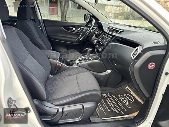 NİSSAN QASHQAİ 1.2 DİG-T SKY PACK CAM TAVANLI 171.000 KM