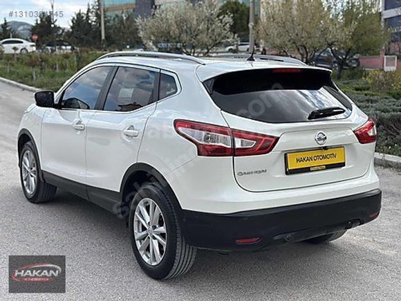 NİSSAN QASHQAİ 1.2 DİG-T SKY PACK CAM TAVANLI 171.000 KM
