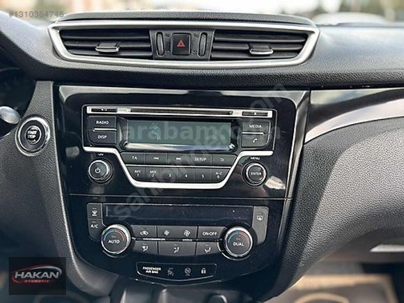 NİSSAN QASHQAİ 1.2 DİG-T SKY PACK CAM TAVANLI 171.000 KM