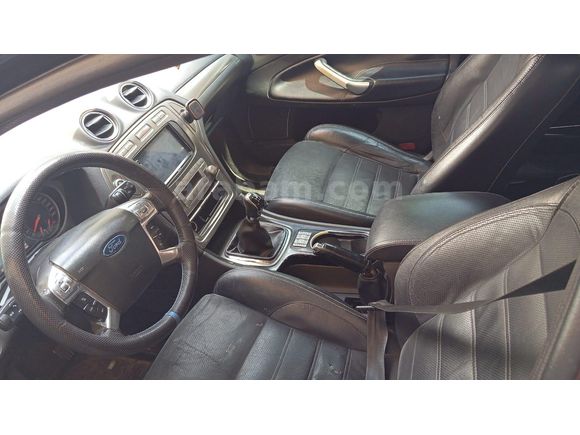 Sahibinden Ford Mondeo 1.6 Titanium 2009 Model  211.900 km Siyah