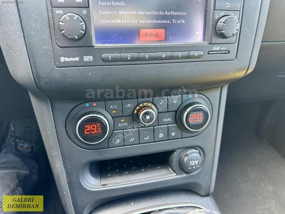 2012 MODEL 125 BİN KM DE CAM TAVANLI 110 HP QASHQAİ