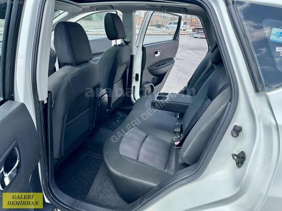 2012 MODEL 125 BİN KM DE CAM TAVANLI 110 HP QASHQAİ