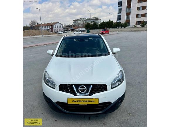 2012 MODEL 125 BİN KM DE CAM TAVANLI 110 HP QASHQAİ