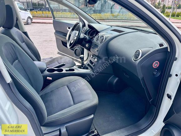 2012 MODEL 125 BİN KM DE CAM TAVANLI 110 HP QASHQAİ