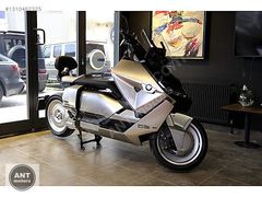 BMW CE-04 MOTORRAD CUSTOM+HIZLI SARJ+ELCİK ISITMA+NAVİGASYON FUL