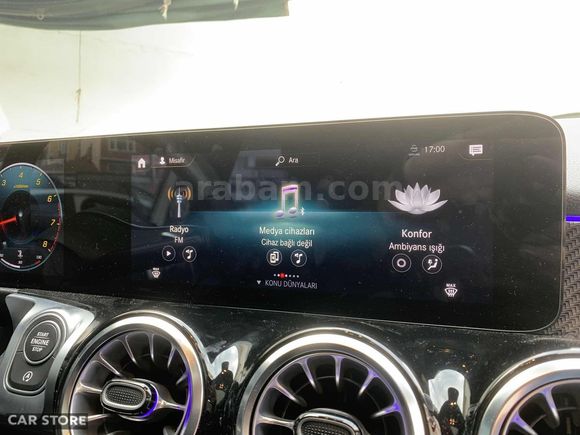 2021/CAM TAVAN/4 MATIC/200 AMG