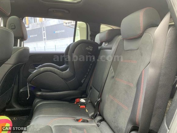 2021/CAM TAVAN/4 MATIC/200 AMG
