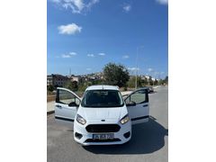 acill Sahibinden Ford Tourneo Courier 1.5 TDCi Trend 2019 Model  otomobil ruhsatlı