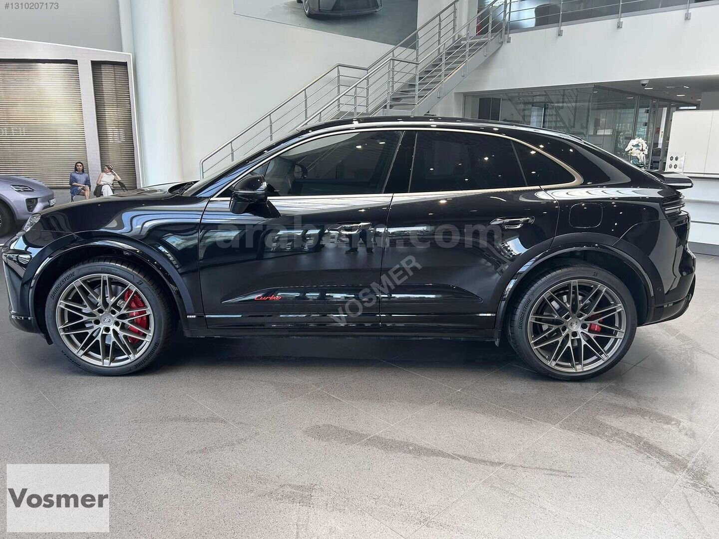 VOSMER 2025 PORSCHE MACAN TURBO ELEKTRİK 639 HP 4X4 3