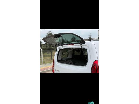 Sahibinden Citroen Berlingo 1.5 BlueHDI 2025 Model  11.100 km Beyaz