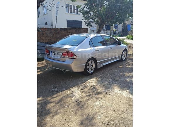 Sahibinden Honda Civic 1.6i VTEC Elegance 2010 Model