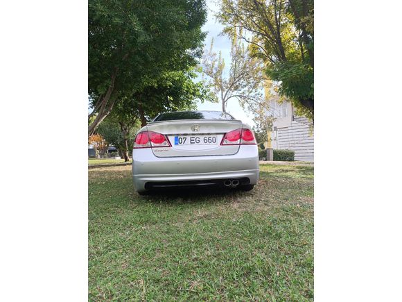 Sahibinden Honda Civic 1.6i VTEC Elegance 2010 Model