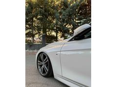 Sahibinden BMW 3 Serisi 320i ED 40th Year Edition 2016 Model  180.000 km Beyaz