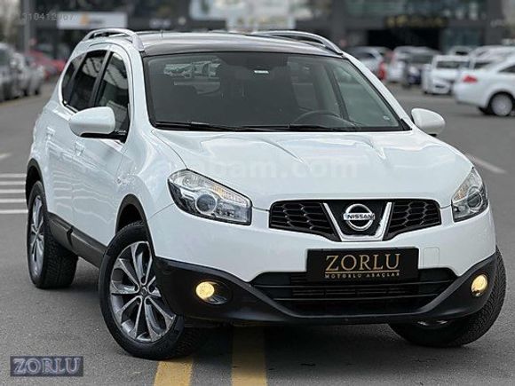 ZORLU'DAN 2012 QASHGAİ 1.5 DCİ TEKNA PACK CAM TAVAN NAVİGASYON