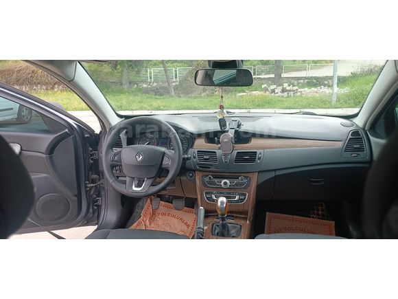 Sahibinden Renault Latitude 1.5 dCi Executi tutulan motor