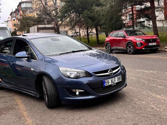 Sahibinden Opel Astra 1.4 T Enjoy Active 2014 Model  123.000 km Mavi