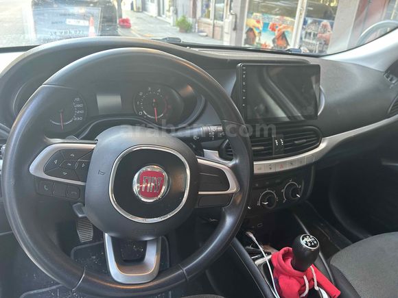 Sahibinden Fiat Egea 1.3 Multijet Easy 2020 Model    Carplay / G.Görüş Kamerası/Multimedya Ekran