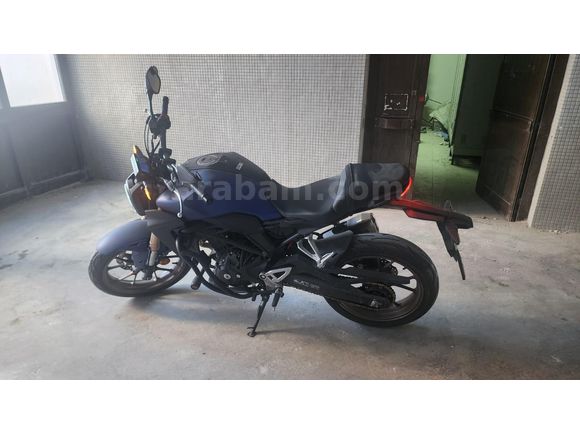 Sahibinden Mavi Honda CB 250 R
