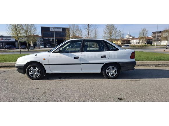 Sahibinden Opel Astra 1.4 Classic 2001 Model