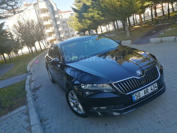 Skoda SuperB 1.6 TDI Style 2015. Manuel 175. 550 km Sahibinden