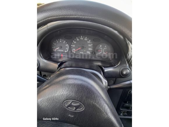 Sahibinden Hyundai Accent 1.3 LS 1998 Model