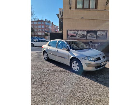 Sahibinden Renault Megane 1.6 Dynamique 2005 Model