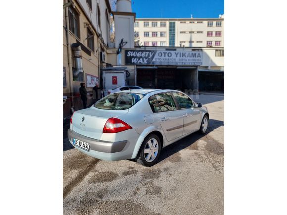 Sahibinden Renault Megane 1.6 Dynamique 2005 Model