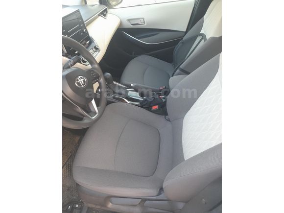 KAR BEYAZ TOYOTA